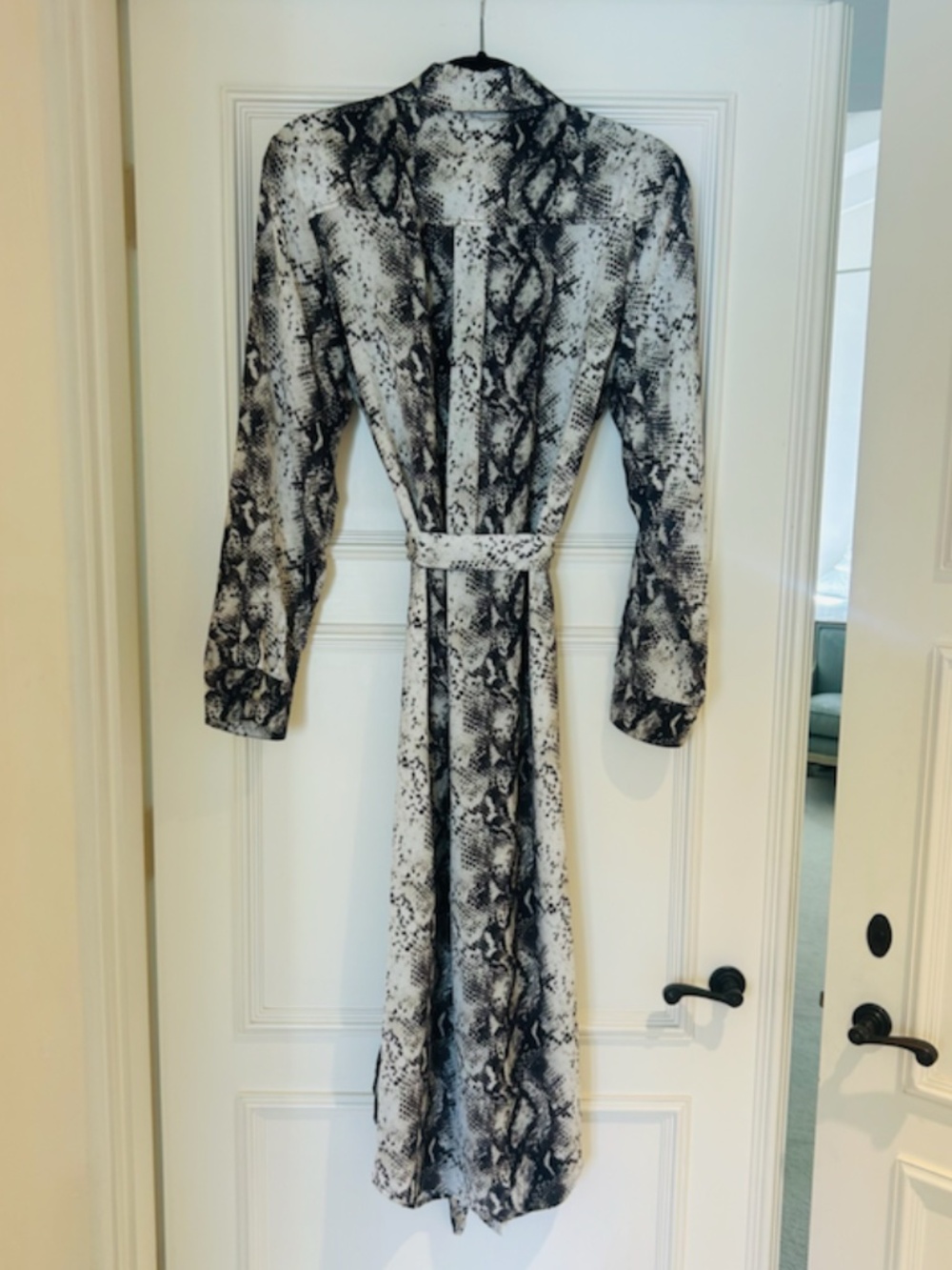 Le Superbe Reptile Print Belted Shirt Dress | Size 6